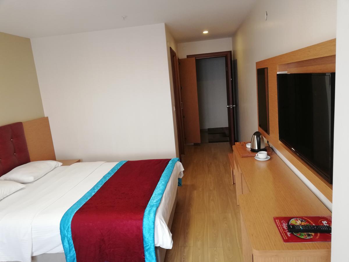 Bursa Sahin Hotel מראה חיצוני תמונה
