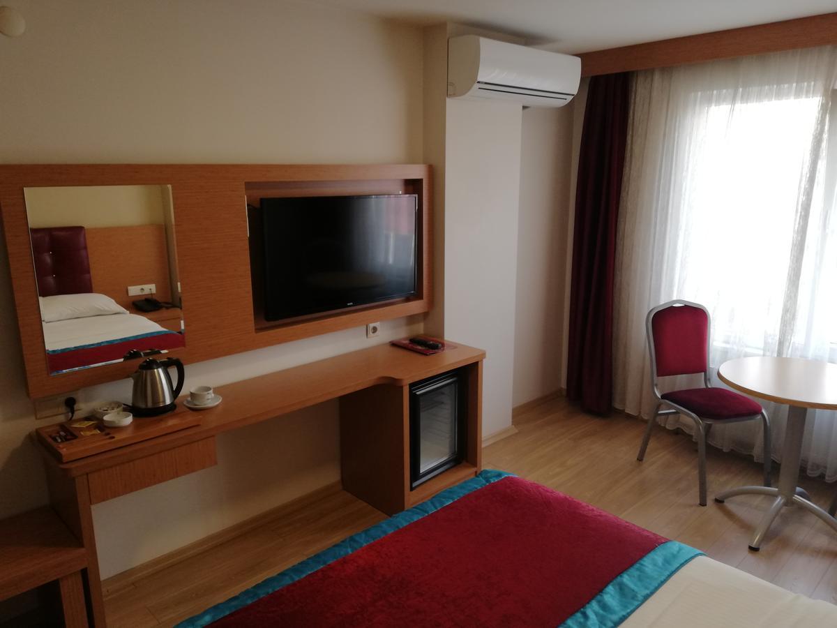 Bursa Sahin Hotel מראה חיצוני תמונה